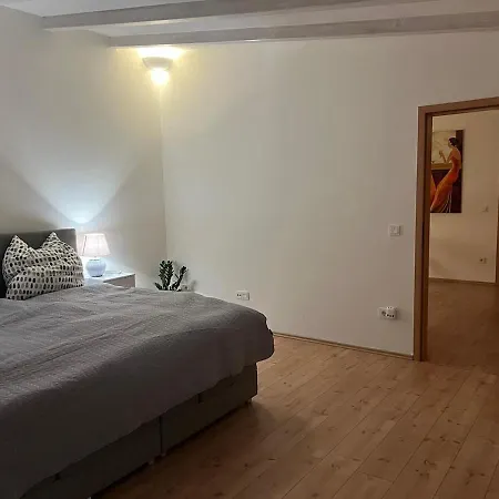 Ruhig Gelegene Direkt Am Schlosspark