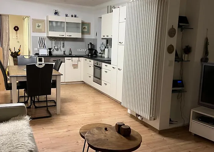 Ruhig Gelegene Direkt Am Schlosspark Appartamento *